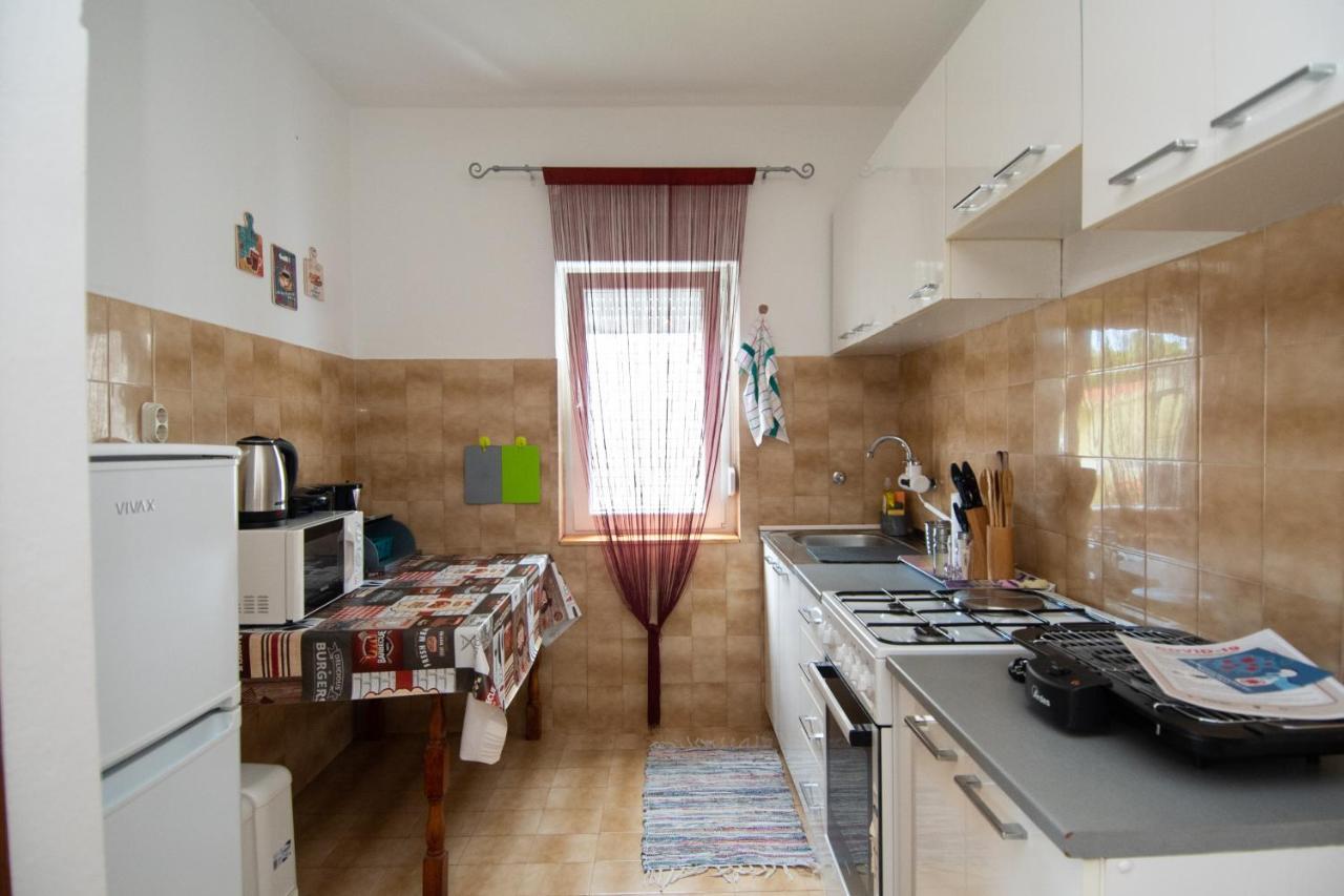 Kaštela Apartmani Ivana מראה חיצוני תמונה
